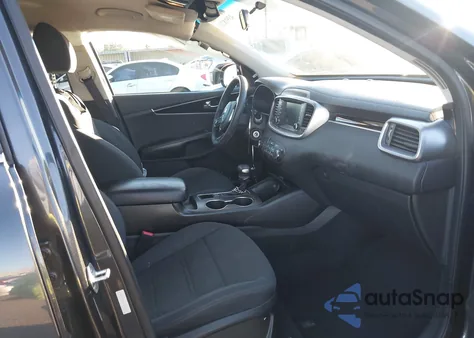 2019 Kia Sorento 2.4L Lx from USA, damaged, VIN 5XYPG4A30KG557983